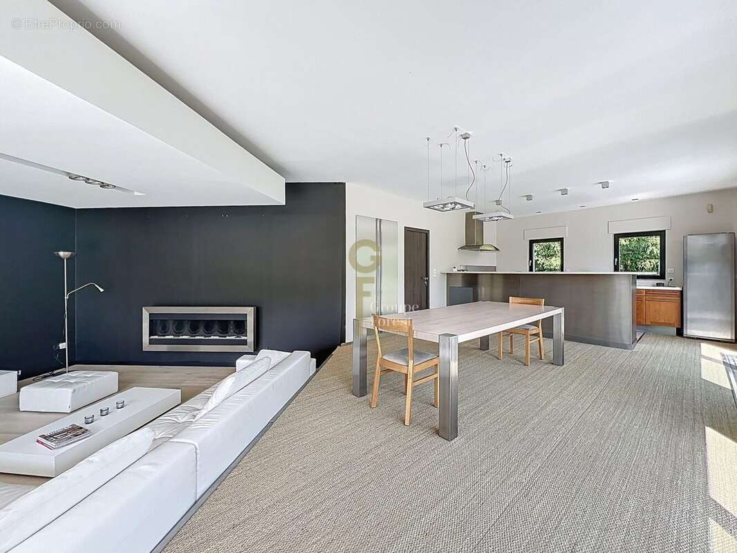 Maison 231 m² à Aix  - photo 4