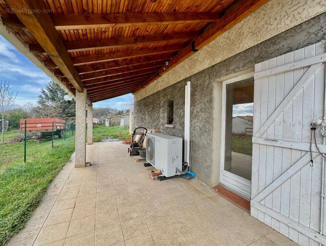 Maison à ROQUECOURBE