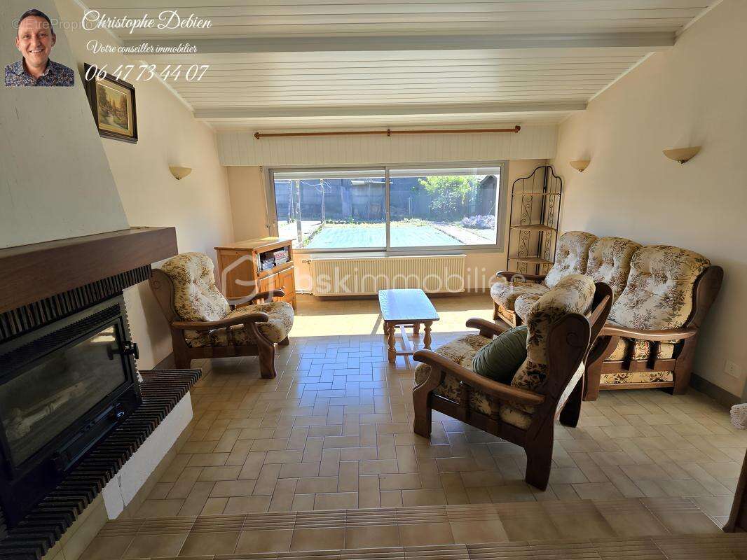 Maison à LES HERBIERS