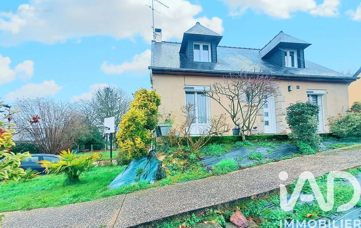 Photo 1 - Maison à LA CHAPELLE-THOUARAULT