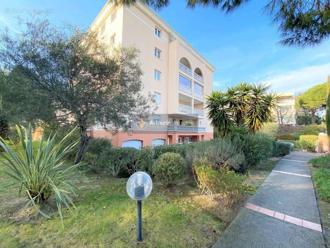 Appartement à FREJUS