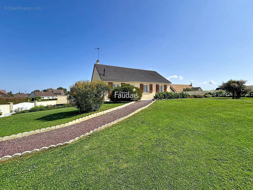 Maison à ISIGNY-SUR-MER