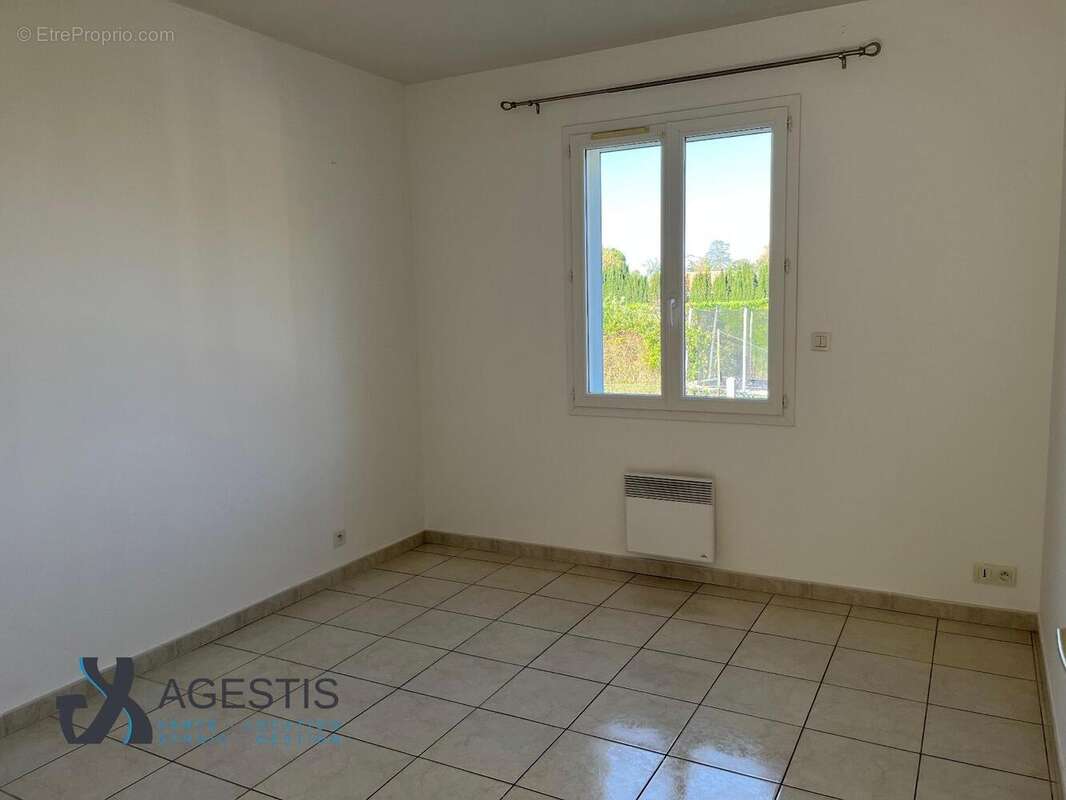   - Maison à SAIX