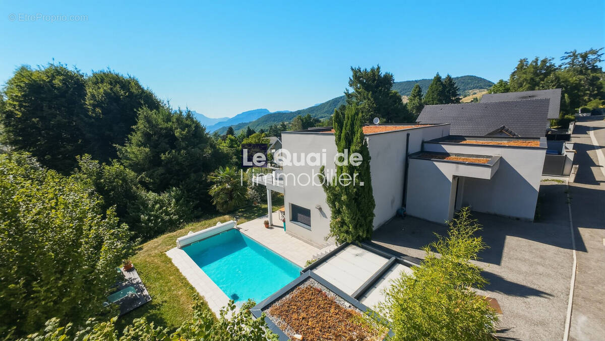 Maison à SAINT-MARTIN-D'URIAGE
