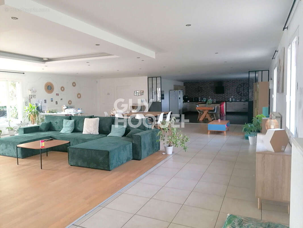 Maison à PLEUGUENEUC