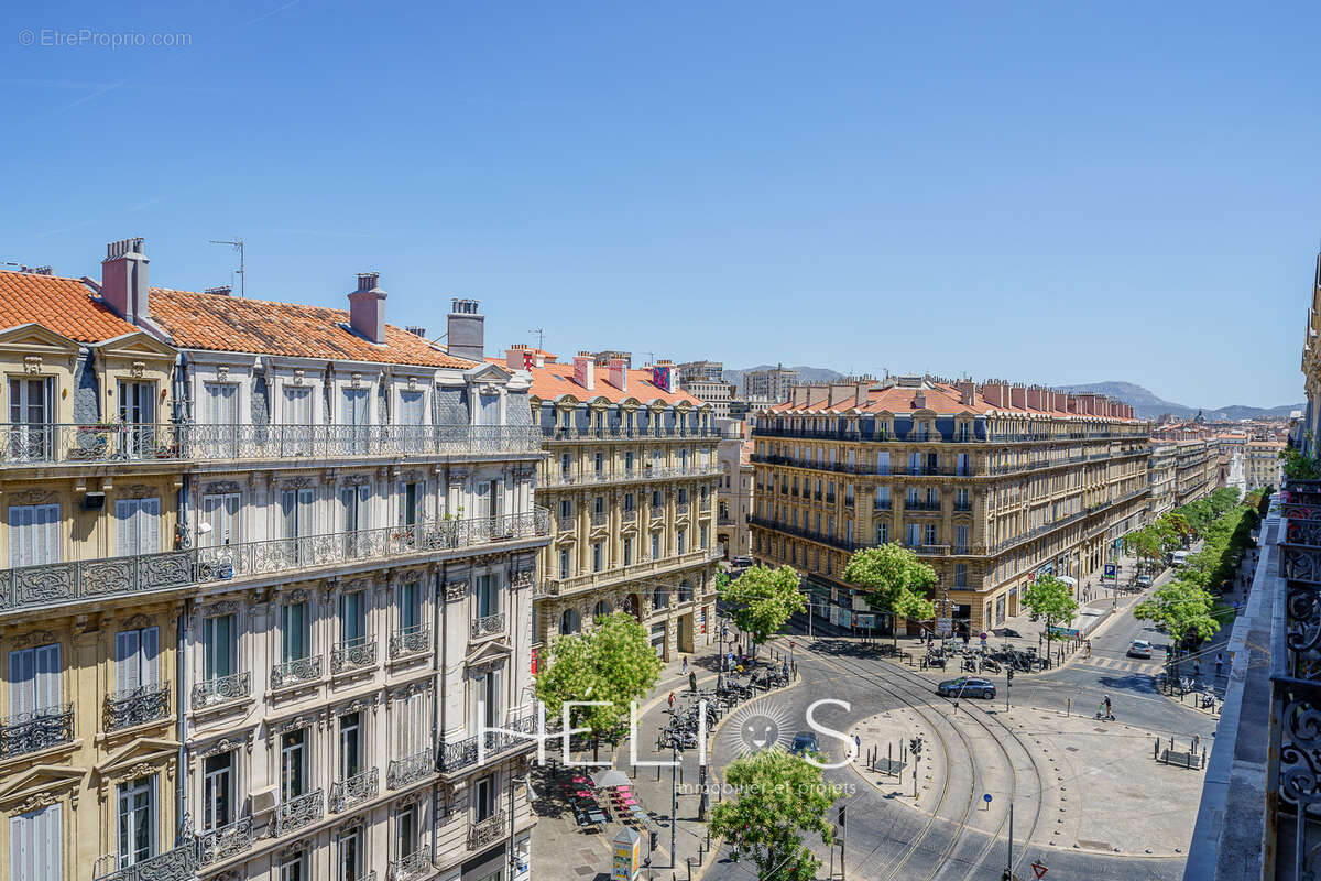 Appartement à MARSEILLE-2E
