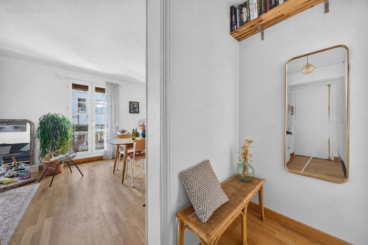 Appartement à PARIS-20E