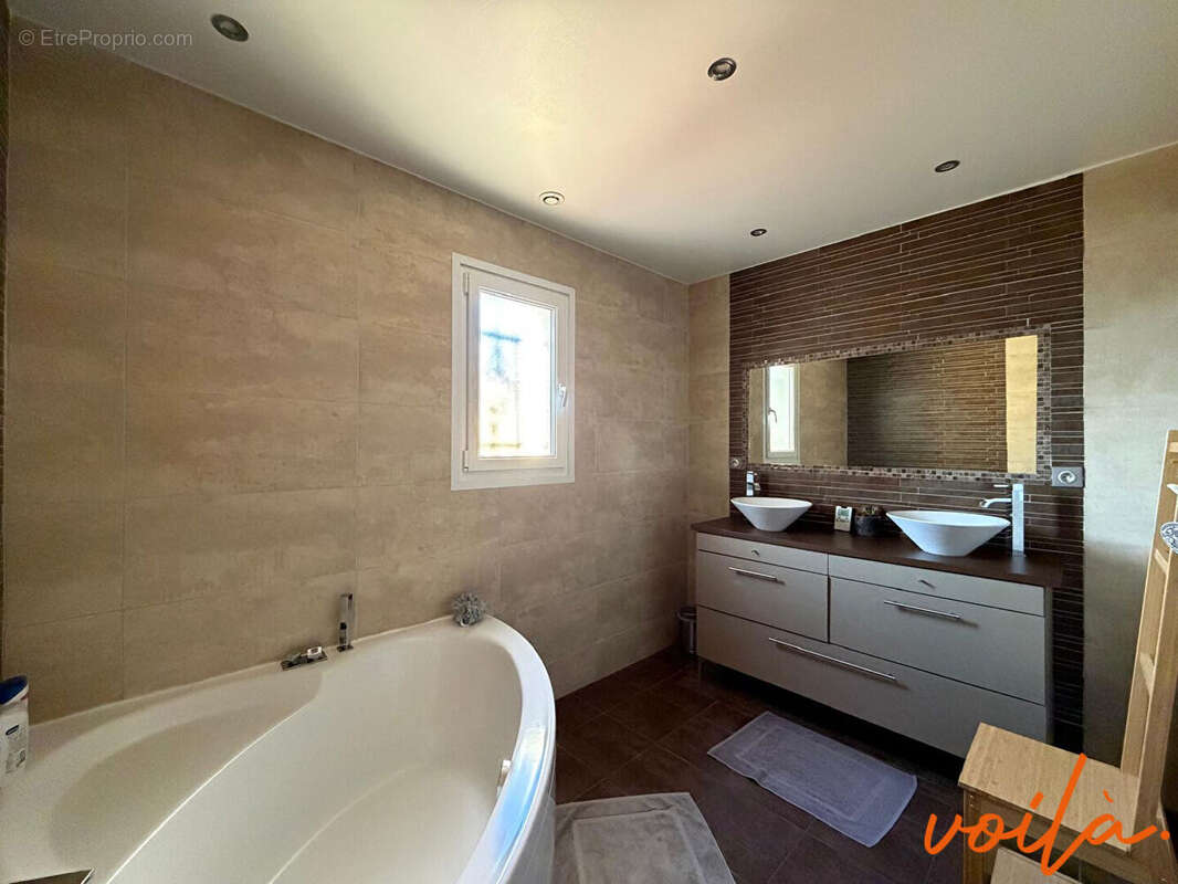 Maison à PENNAUTIER