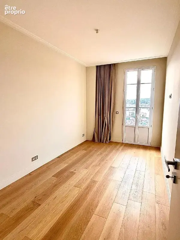 2 pieces dernier etage quartier mont boron - photo 11