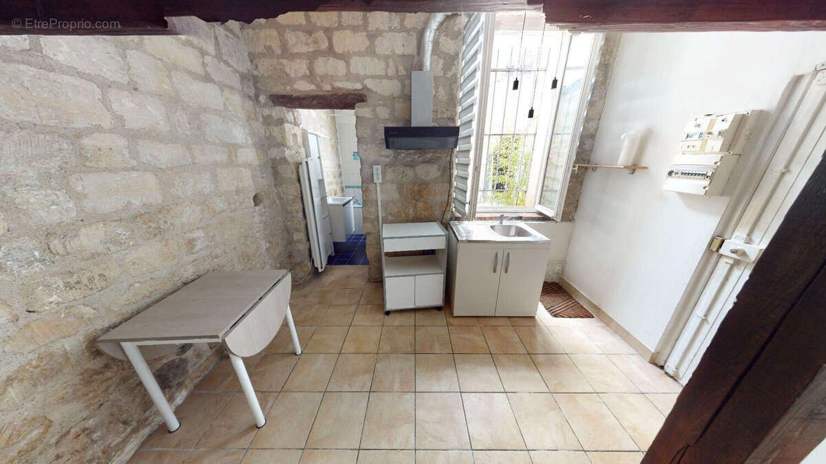 Studio - Ivry/Seine - 16m2 - Parc des Cormailles - Quartier Centre - photo 2