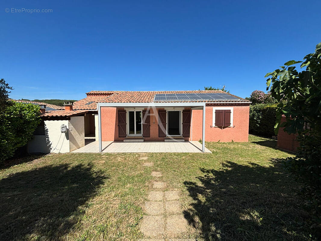 Maison à PALAJA