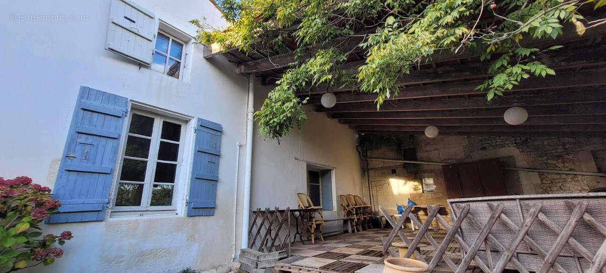 Maison à SAINT-FORT-SUR-GIRONDE