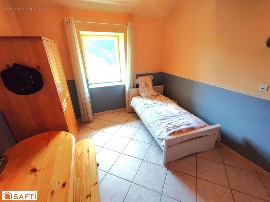 Maison 228 m² à Lachapelle-Sous-Chaneac  - photo 6