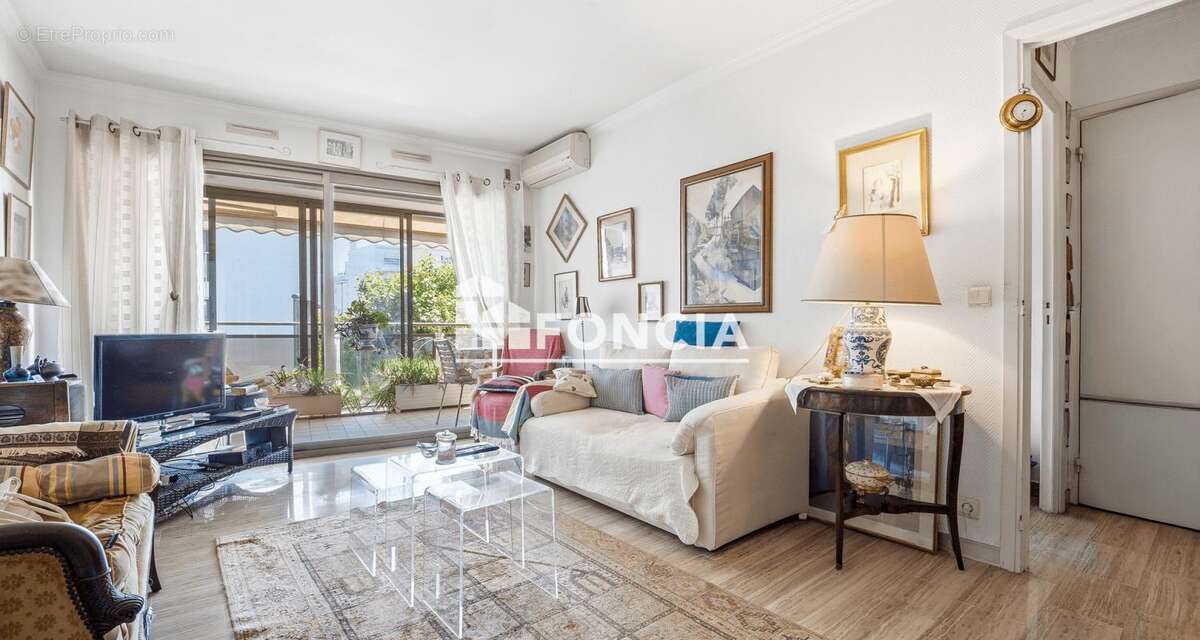 Appartement au PALM BEACH à quelques mètres de la plage du Mouré rouge - photo 4