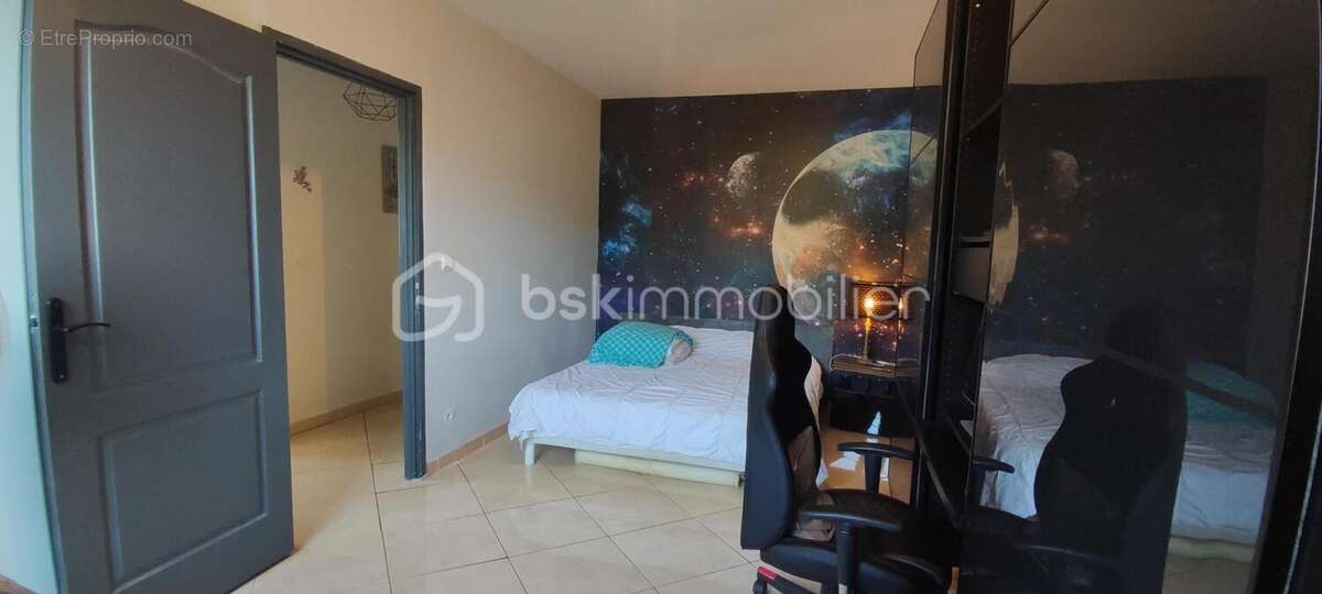 Villa de 132m² avec jardin, garage, piscine et terrasse - photo 13
