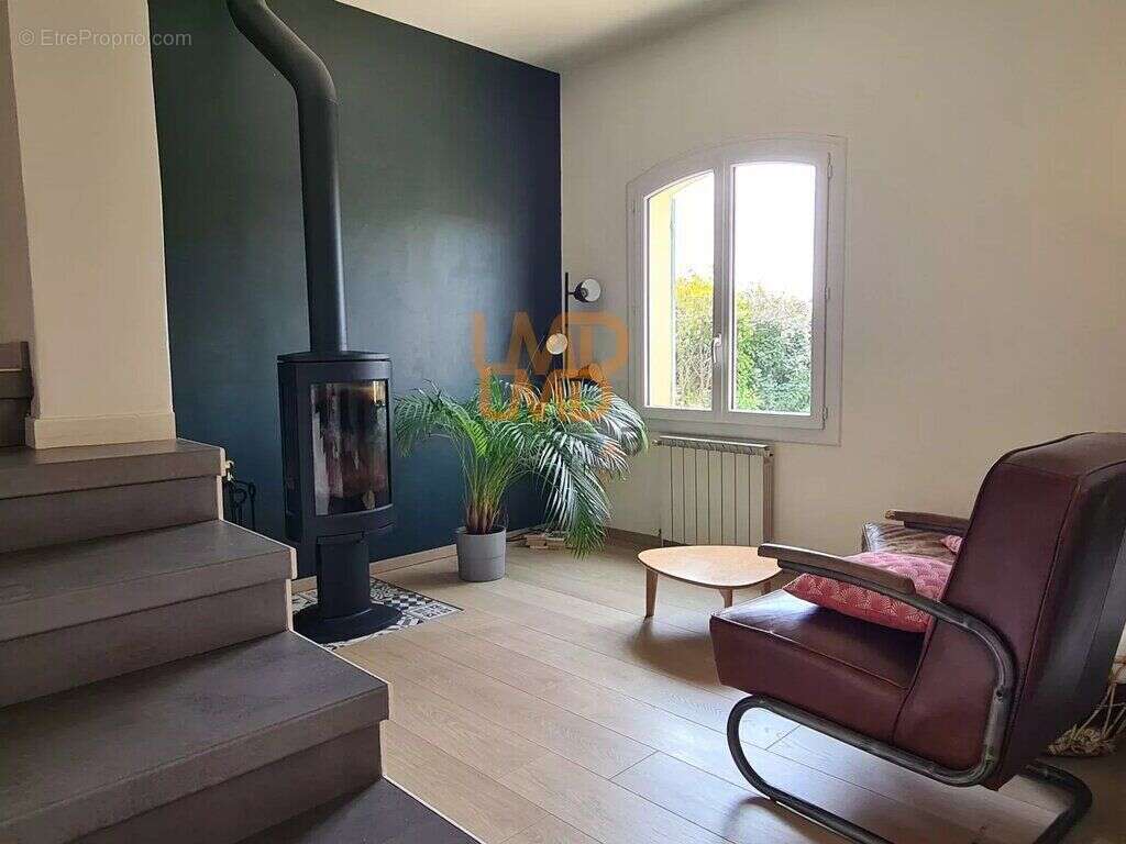 Maison à CAUMONT-SUR-DURANCE