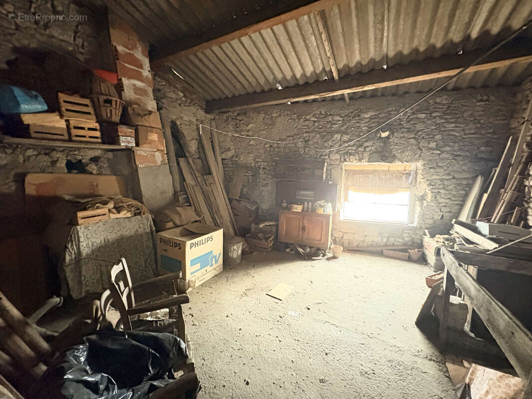 Maison à LA CALMETTE