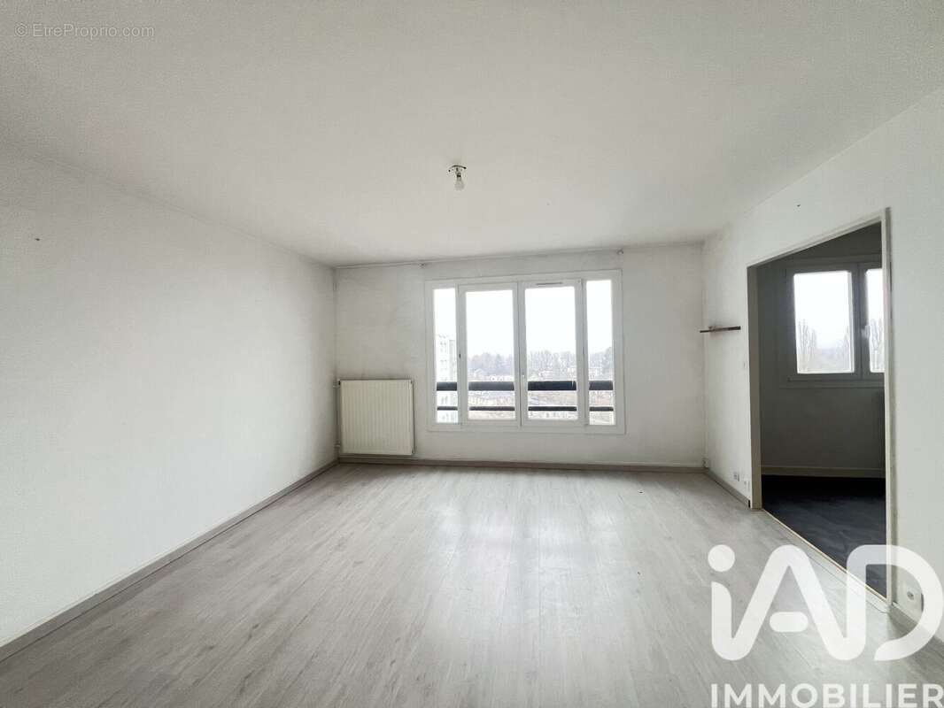 Photo 4 - Appartement à CHARLEVILLE-MEZIERES