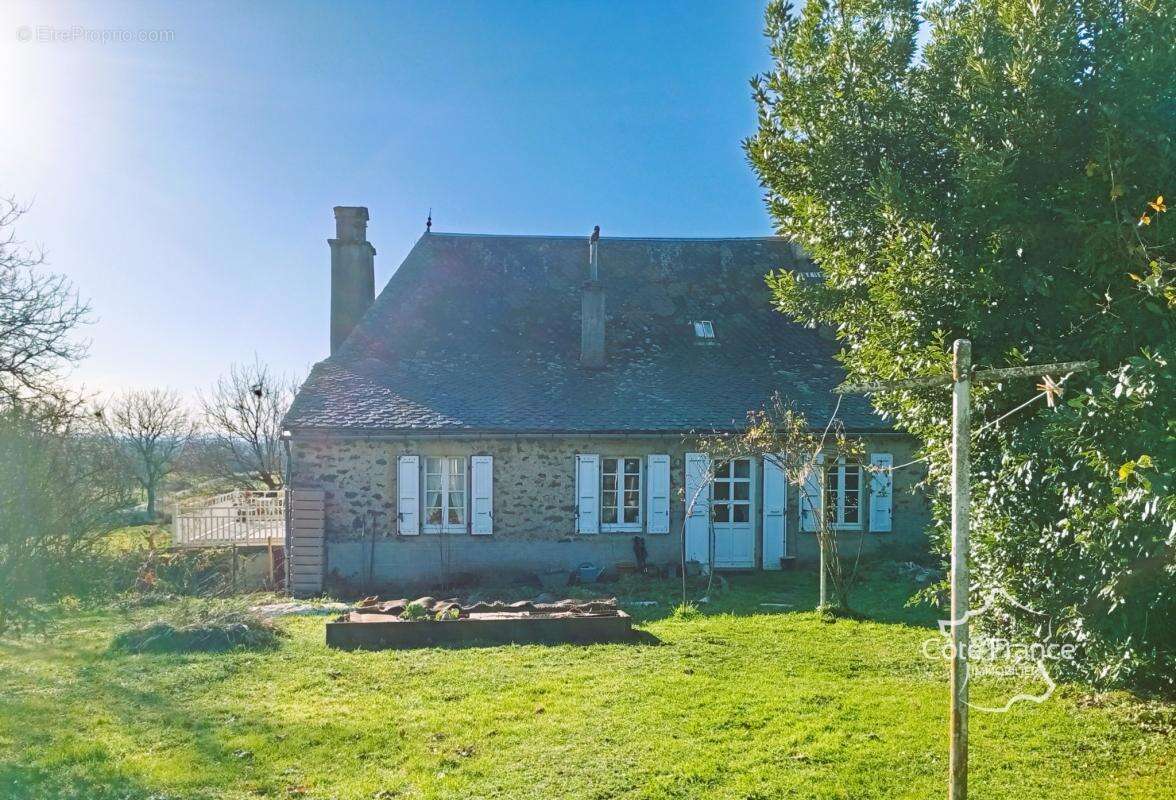 Maison à BARRIAC-LES-BOSQUETS