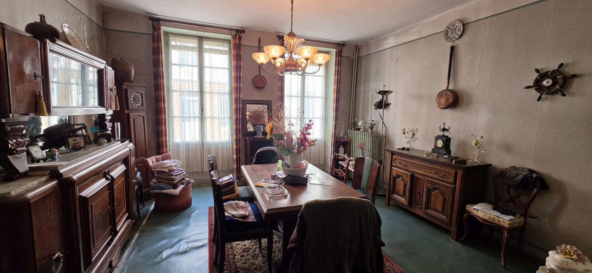 Maison à ETAIS-LA-SAUVIN
