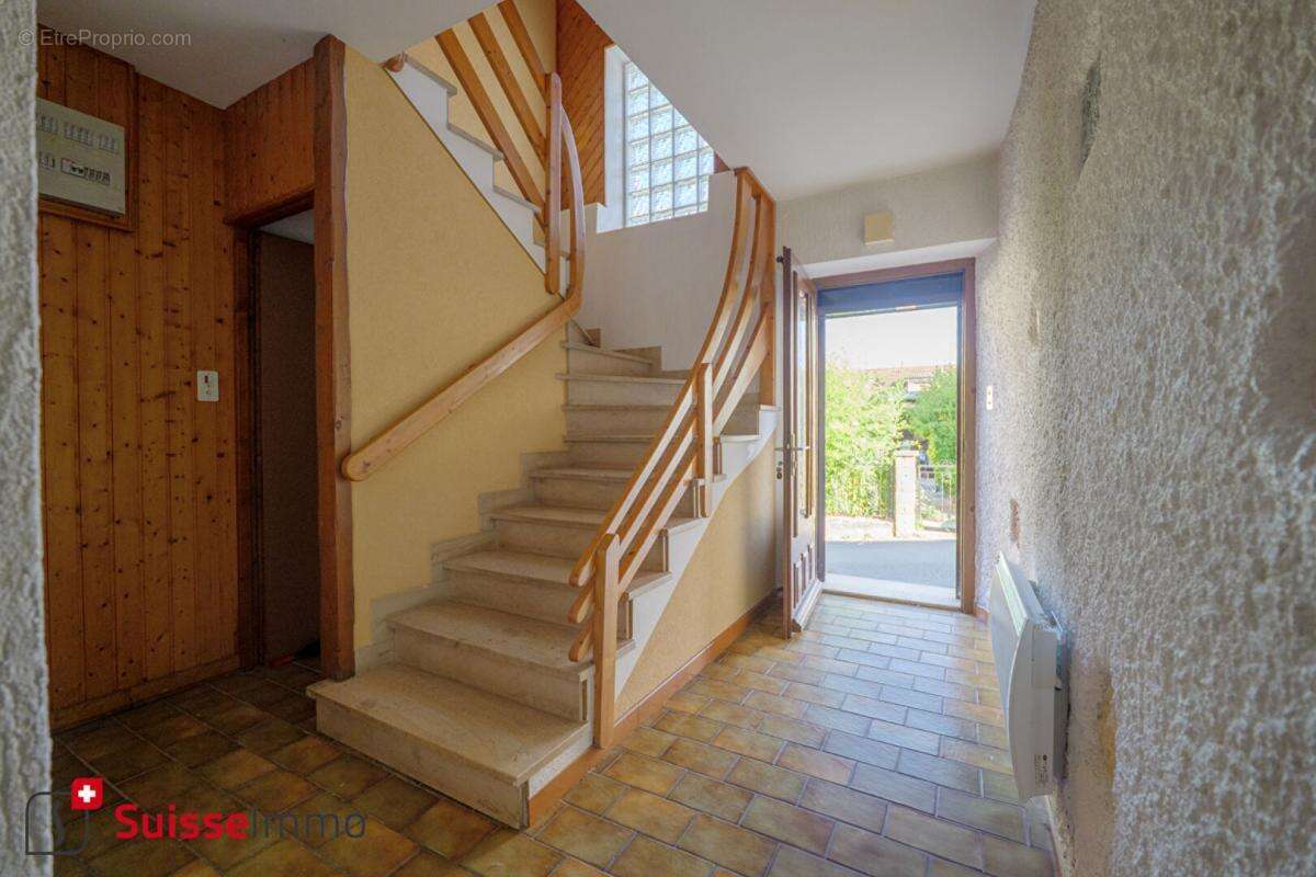 Maison à FESCHES-LE-CHATEL