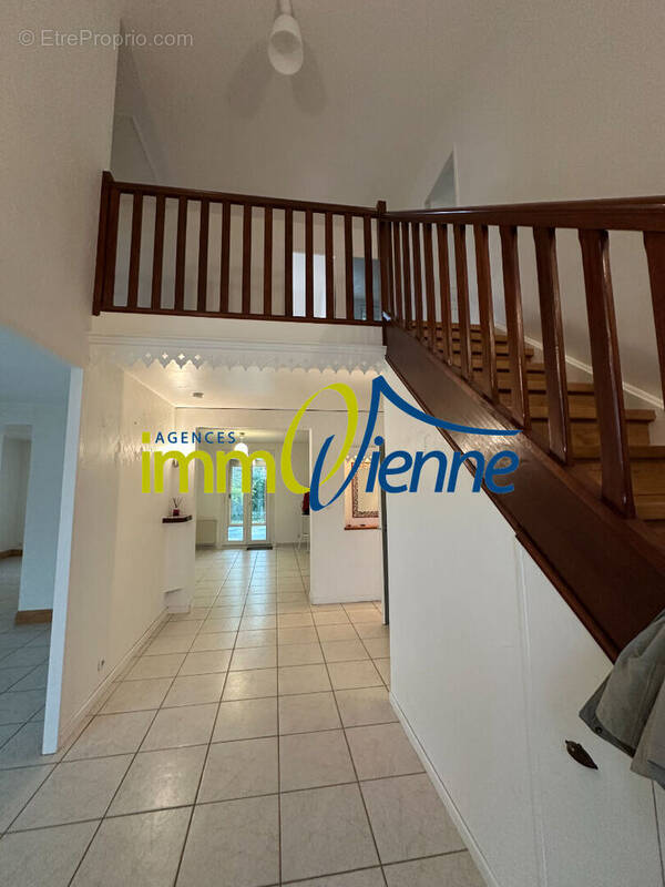 Maison à BUXEROLLES