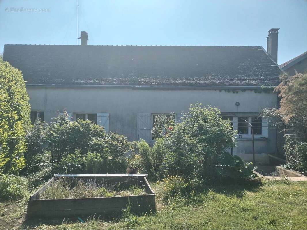 Maison à BUSSY-LE-REPOS