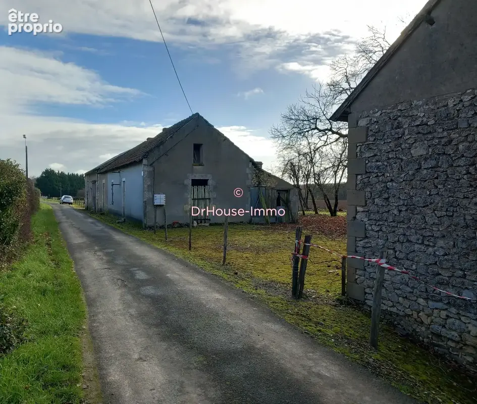 Maison 4 pièces 410 m² à vendre à Pouligny-Saint-Pierre (36300) - photo 12