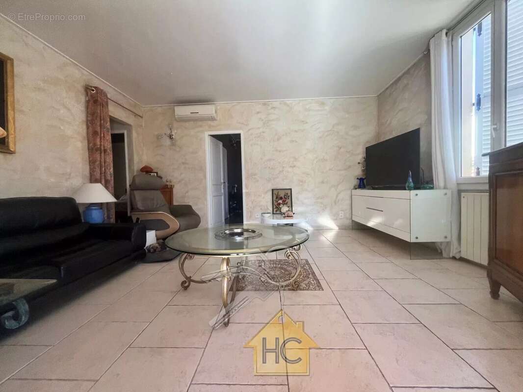 Appartement à LE CANNET