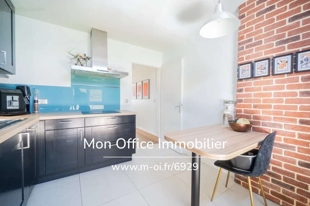 Référence : 6929-TCA. - Appartement duplex 4 pièces - balcon - cave - climatisation réversible et garage possible en sus (74000  - photo 10