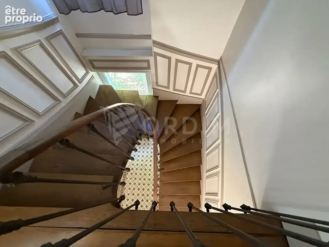 Maison Bonny Sur Loire 5 pièce(s) 170m² 4 chambres terrain 1562 m² - photo 10