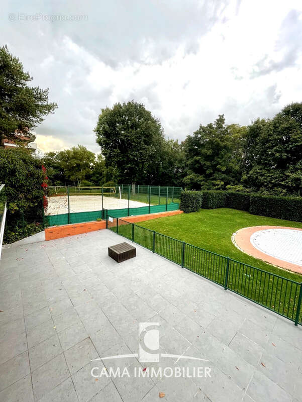 Appartement à JOUY-EN-JOSAS