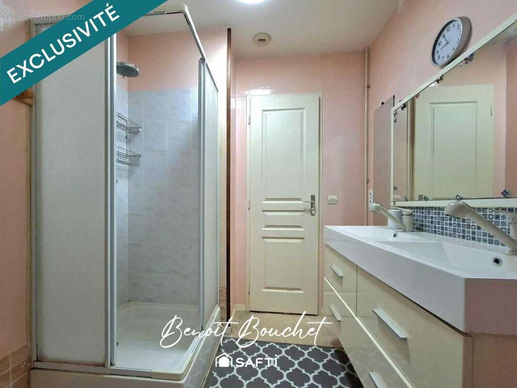 Photo 8 - Maison à COLLEVILLE-MONTGOMERY