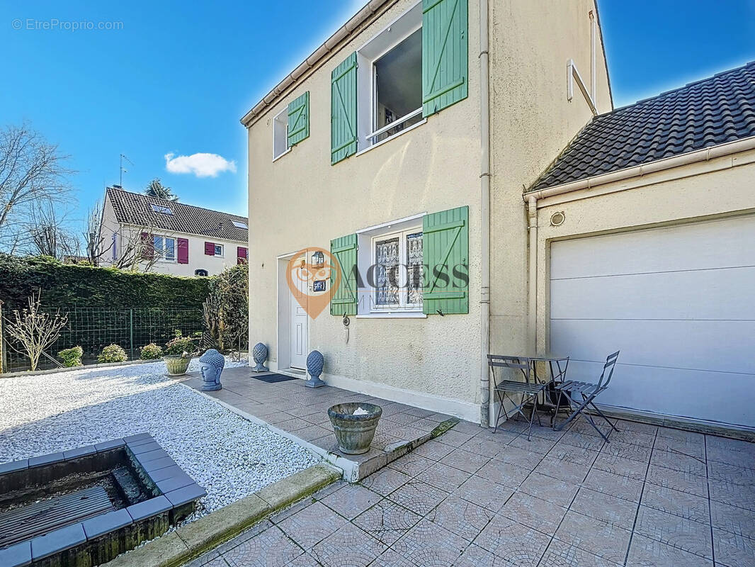 Maison à MONTMORENCY