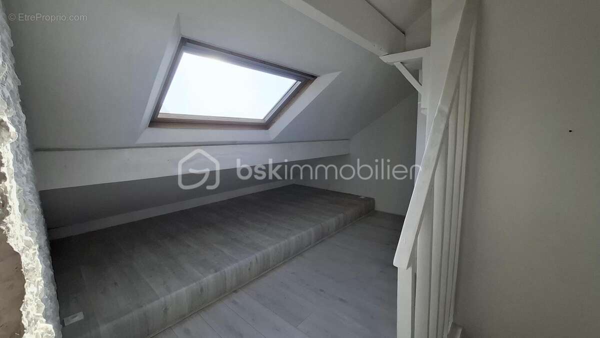 Confort et volume au cœur de Breuillet - photo 11