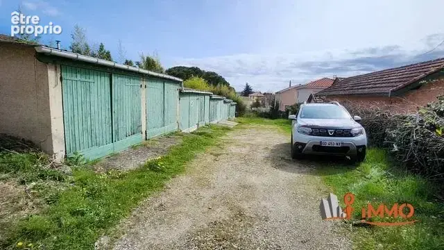 Parking à GIVORS