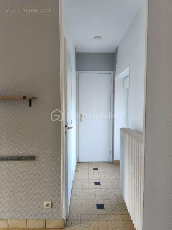 Immeuble de 228 m2 à vendre - Couptrain - photo 23
