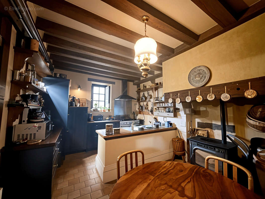 Maison à BONNETABLE