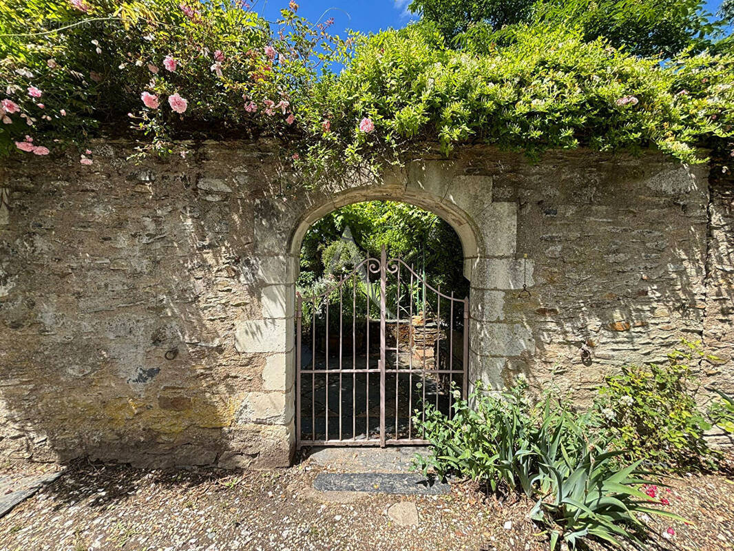 Maison à DENEE