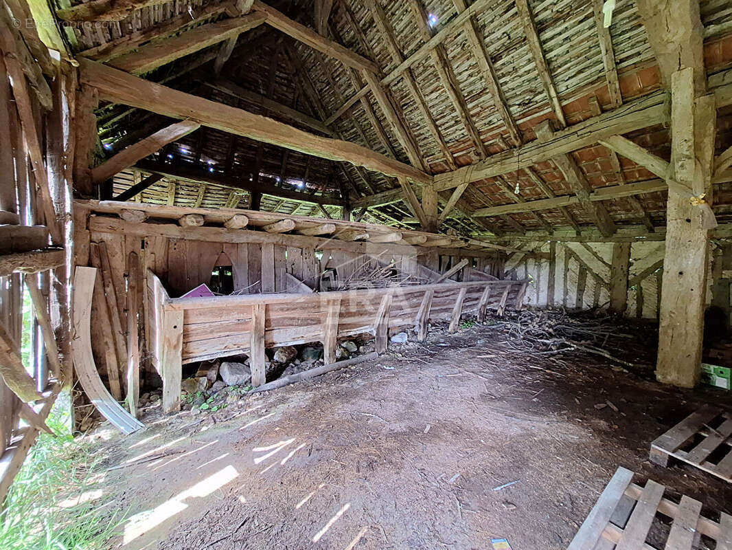 Maison à MONTPON-MENESTEROL