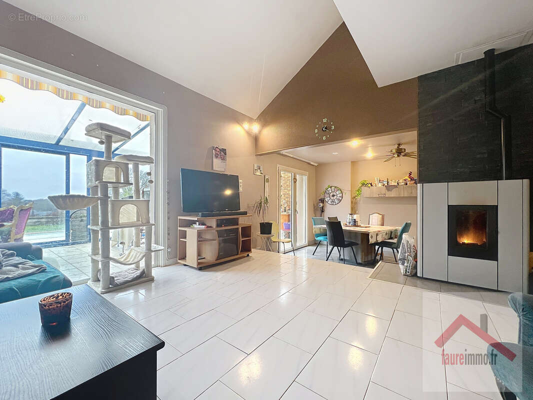 Maison à PERPEZAC-LE-NOIR