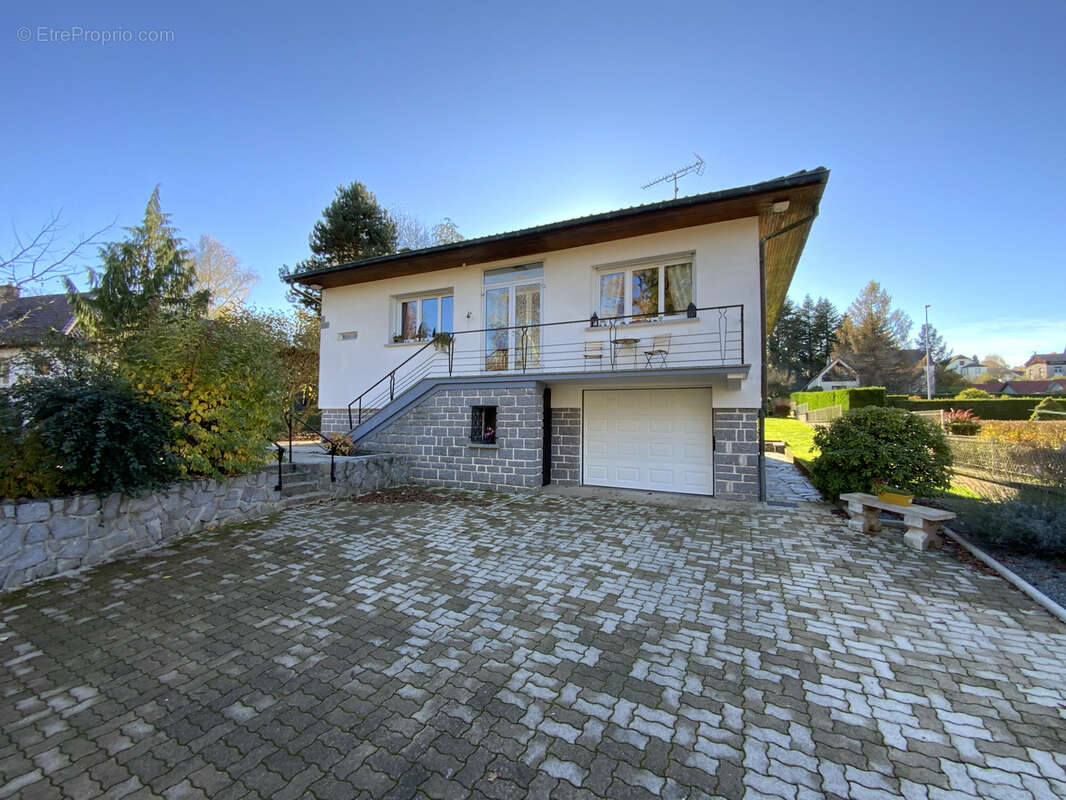 Maison à LUXEUIL-LES-BAINS