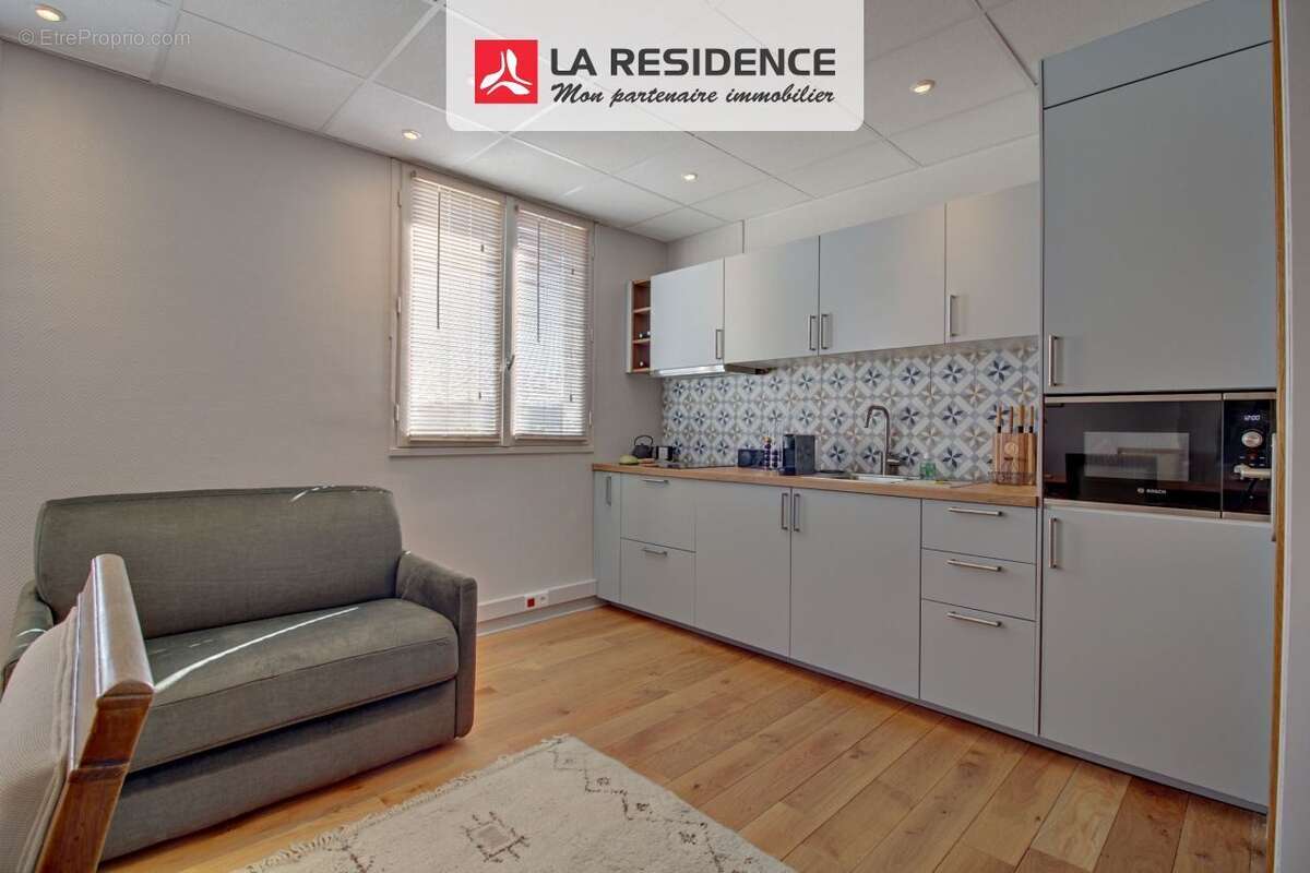 Commerce 119 m² à Les Mureaux  - photo 8