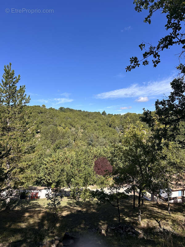 Terrain à MONTAGNAC-MONTPEZAT