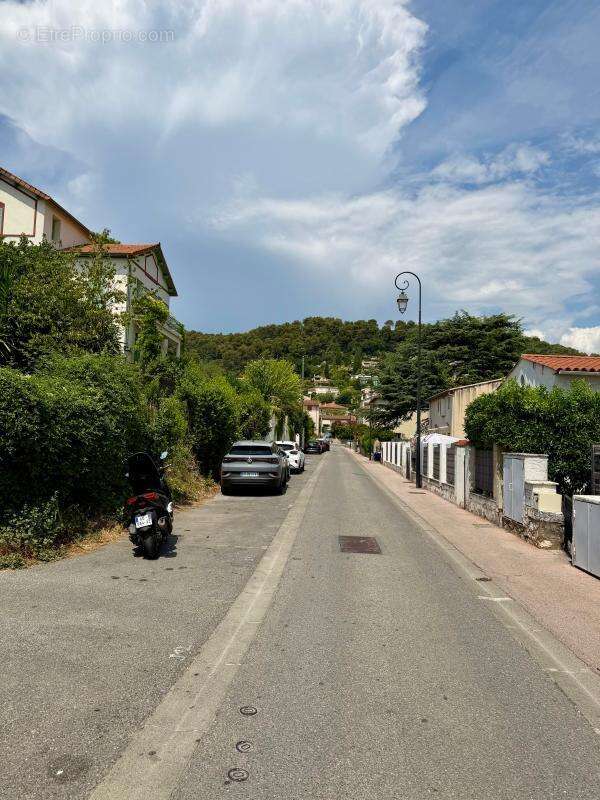 Terrain à LA COLLE-SUR-LOUP
