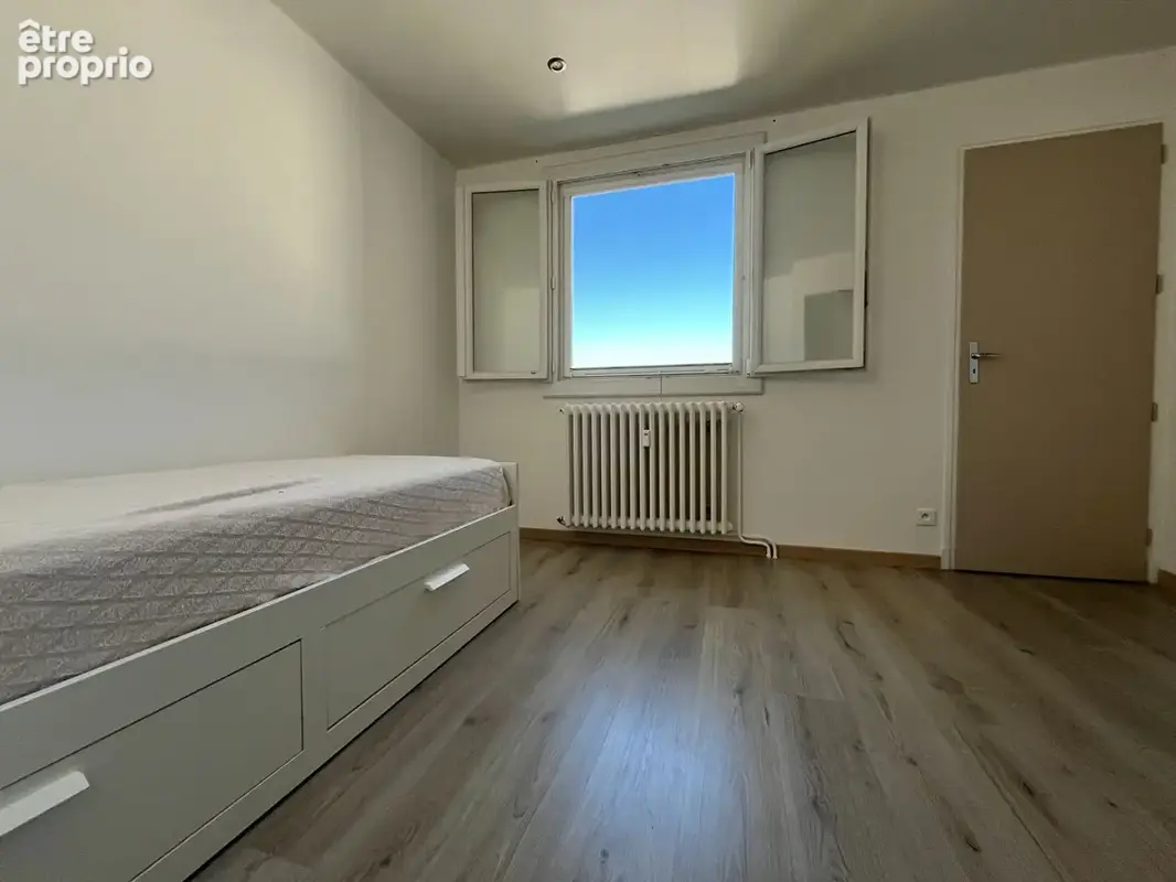 Appartement Arpajon Sur Cere 3 pièce(s) 79.14 m2 - photo 11