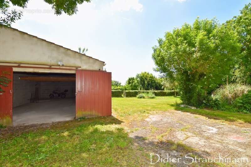 Maison à AIGREFEUILLE-D&#039;AUNIS