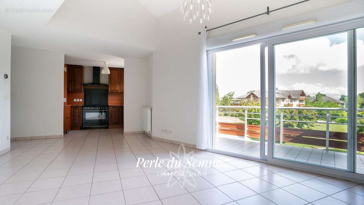 Appartement à QUINTAL