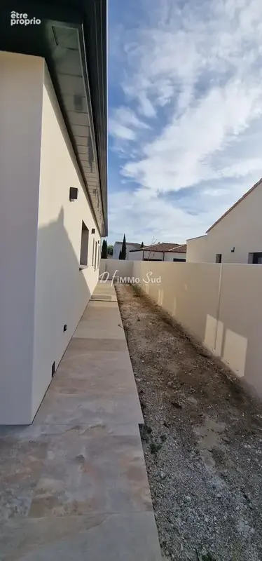 Maison récente Re 2020 de plain pied avec piscine - photo 17