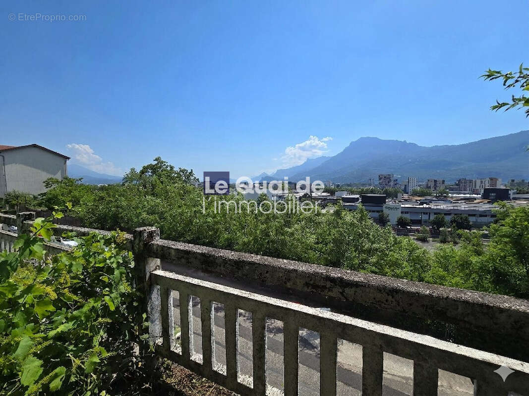 Maison 65 m² à Saint-Martin-Le-Vinoux  - photo 7